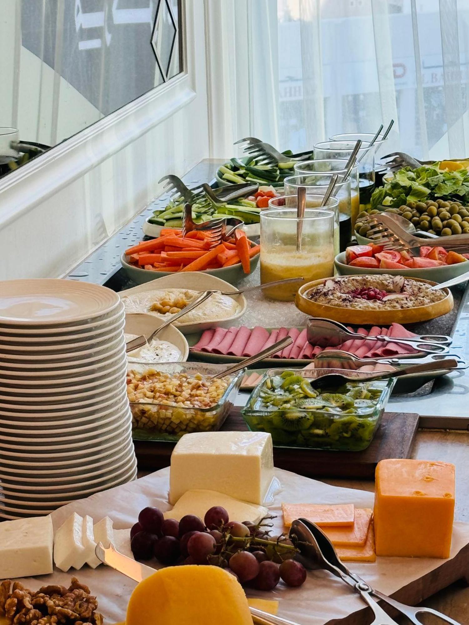 Hotel Shaza Ad-Dauha Zewnętrze zdjęcie A salad bar